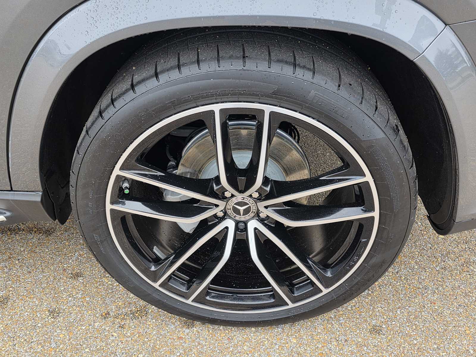 Thumbnail: 2025 Mercedes-Benz GLS - 24