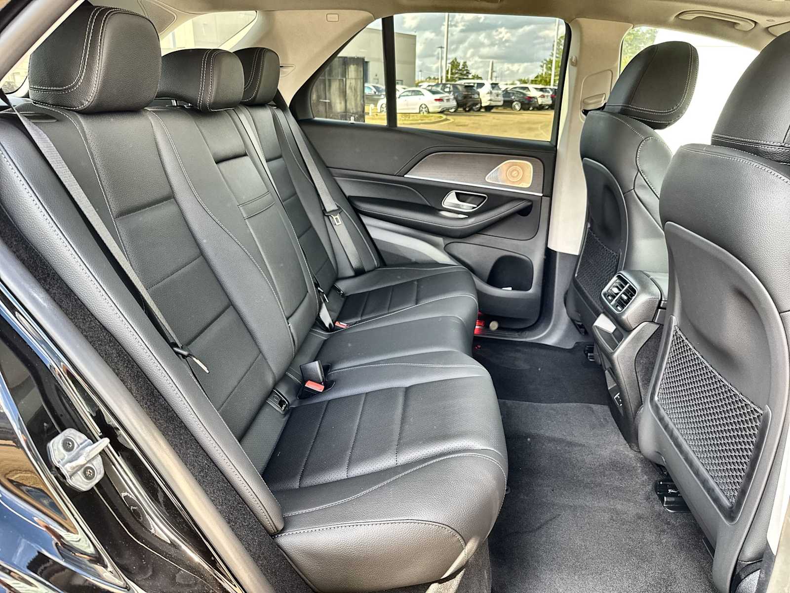 Thumbnail: 2026 Mercedes-Benz GLE - 19