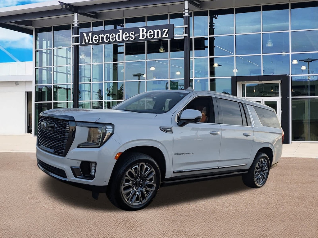 Used 2024 GMC Yukon XL Denali Ultimate SUV