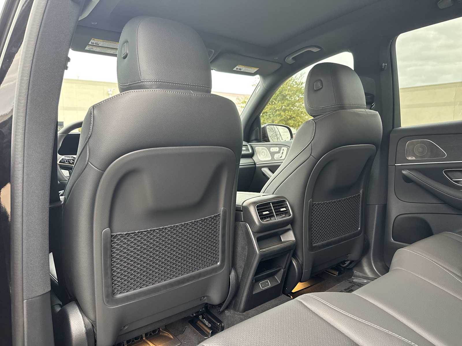 Thumbnail: 2026 Mercedes-Benz GLE - 16