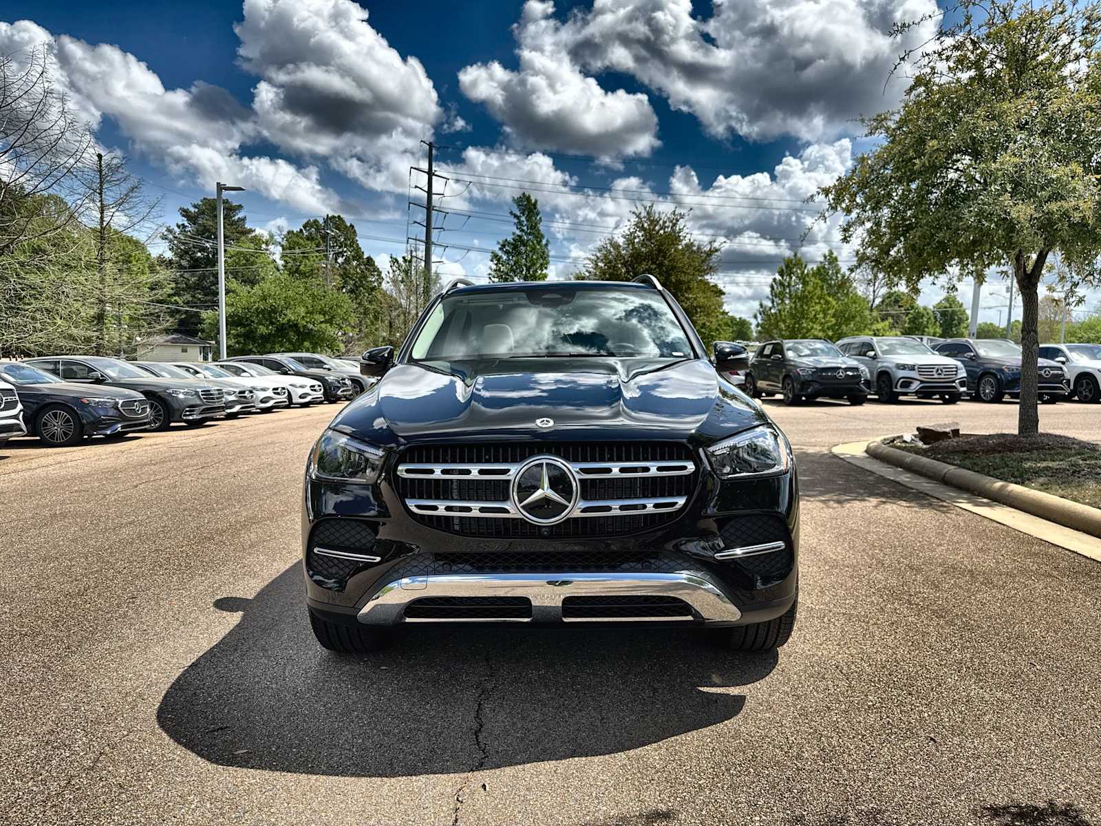 Thumbnail: 2026 Mercedes-Benz GLE - 12