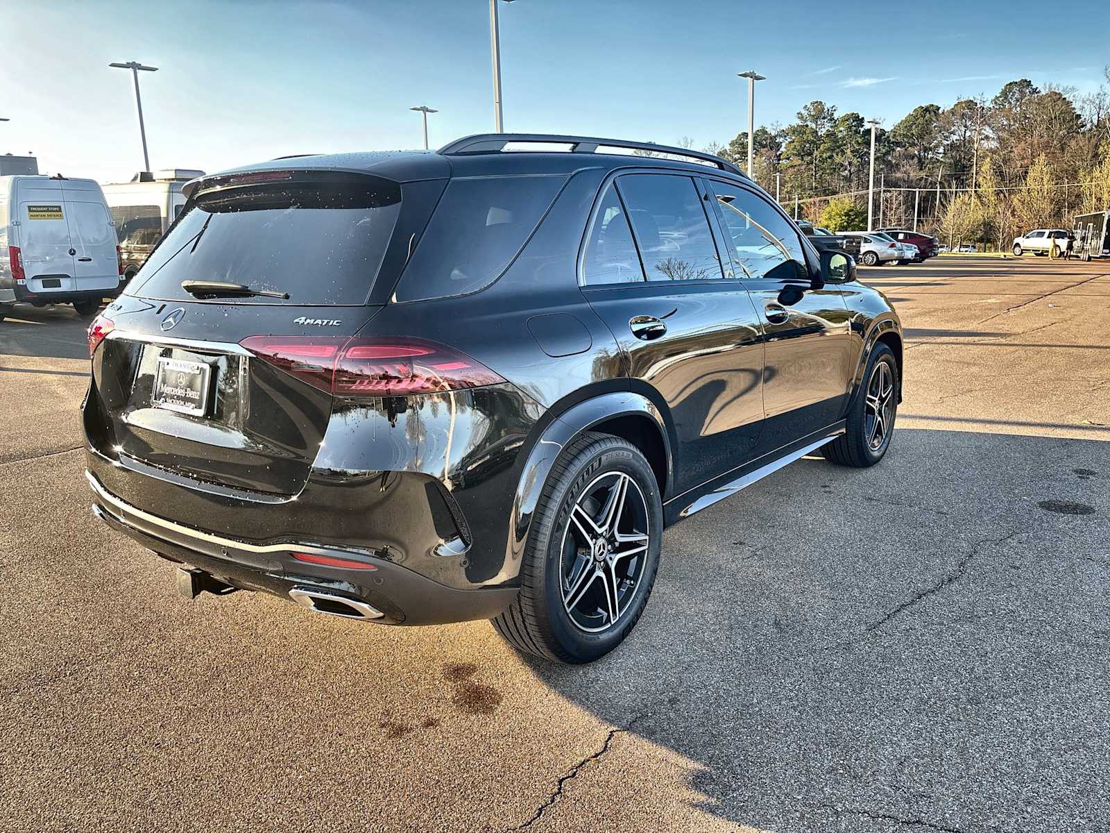 Thumbnail: 2026 Mercedes-Benz GLE - 6