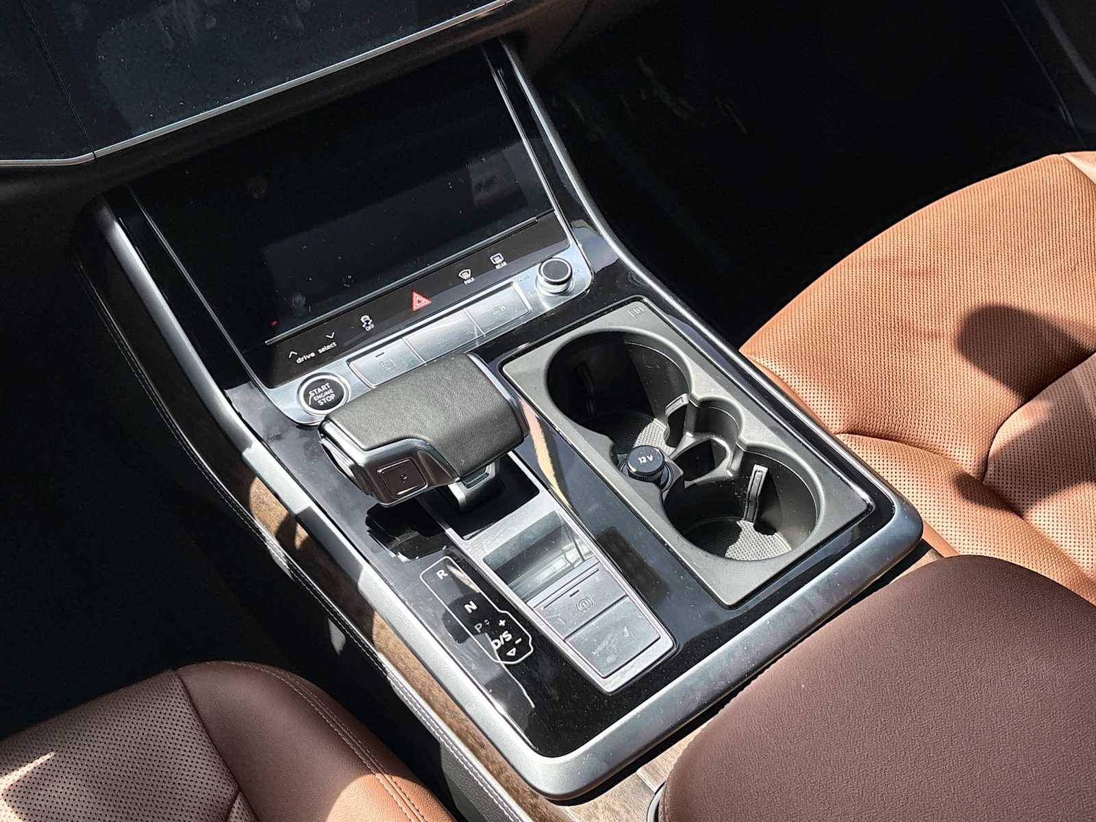 Thumbnail: 2025 Audi Q7 - 22