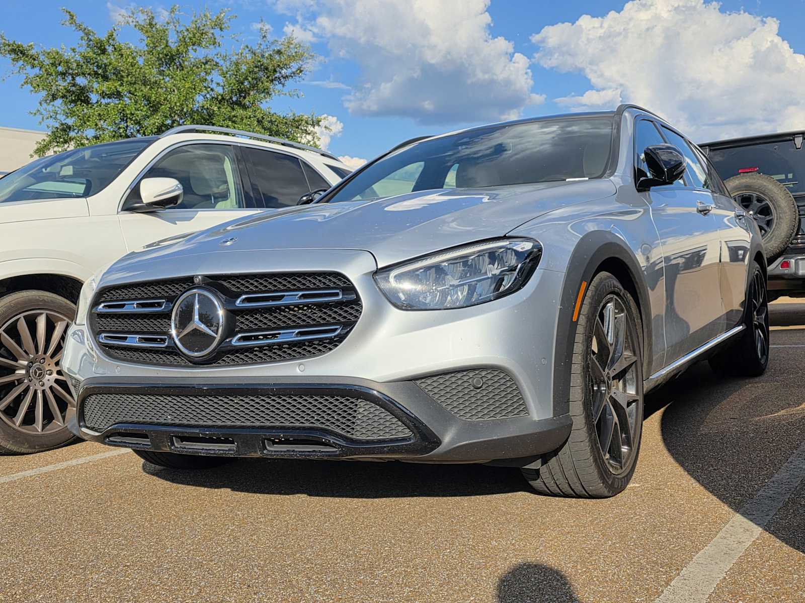 Thumbnail: 2023 Mercedes-Benz E-Class - 6