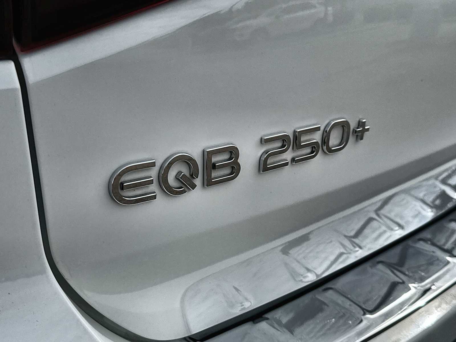 Thumbnail: 2023 Mercedes-Benz EQB - 15