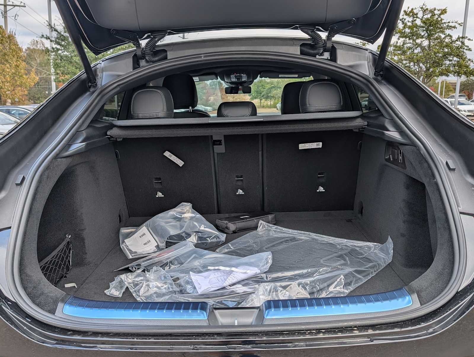 Thumbnail: 2026 Mercedes-Benz GLE - 24