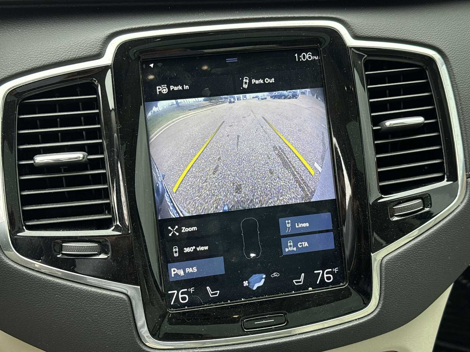 Thumbnail: 2018 Volvo XC90 - 23