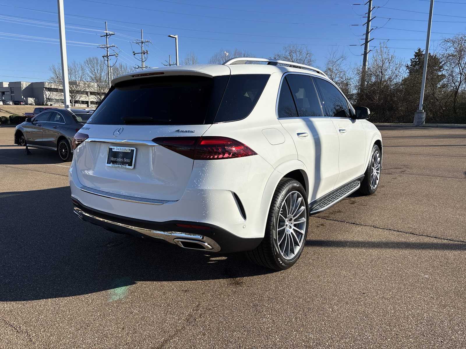 Thumbnail: 2026 Mercedes-Benz GLE - 6