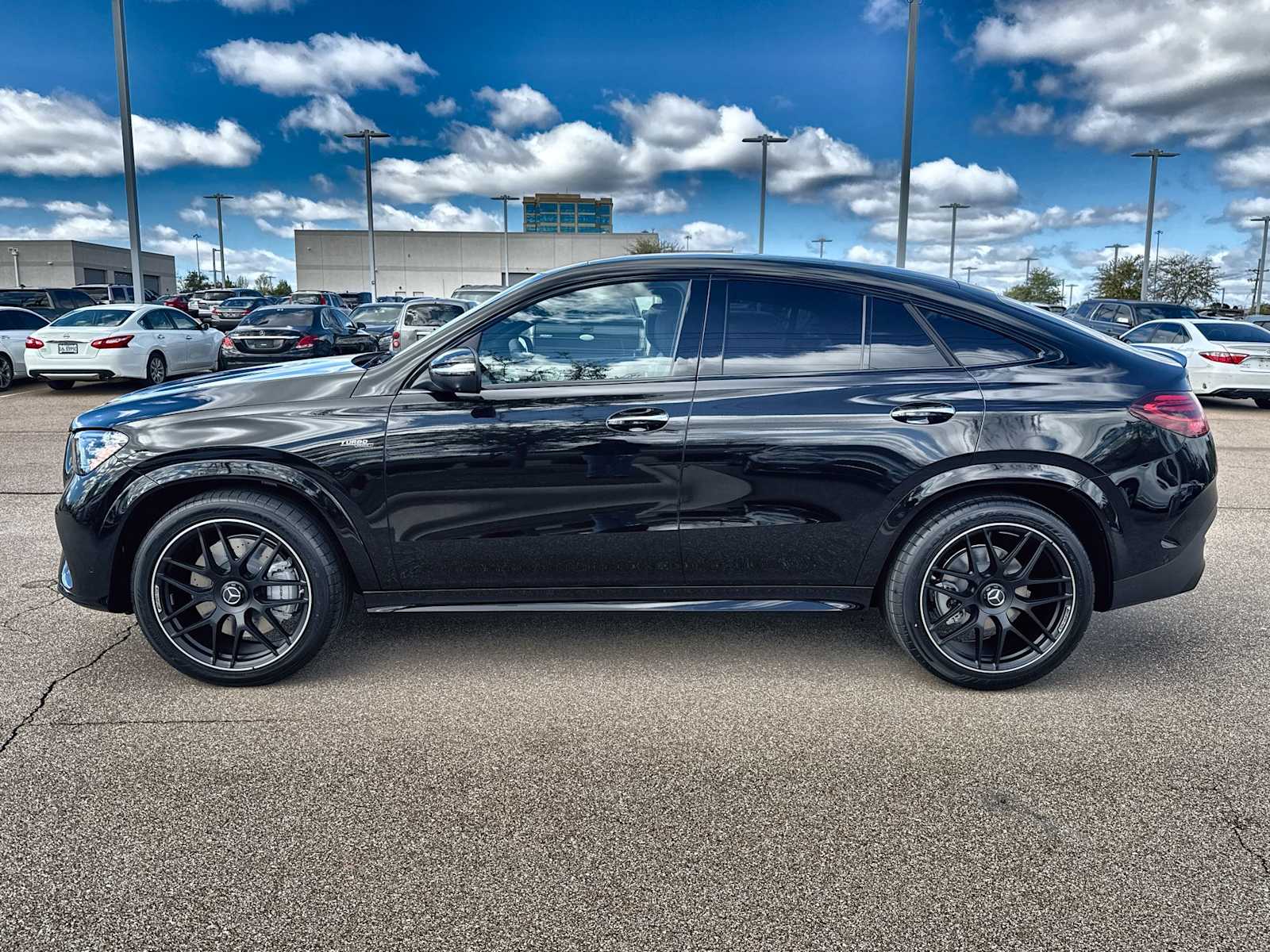 Thumbnail: 2026 Mercedes-Benz GLE - 5