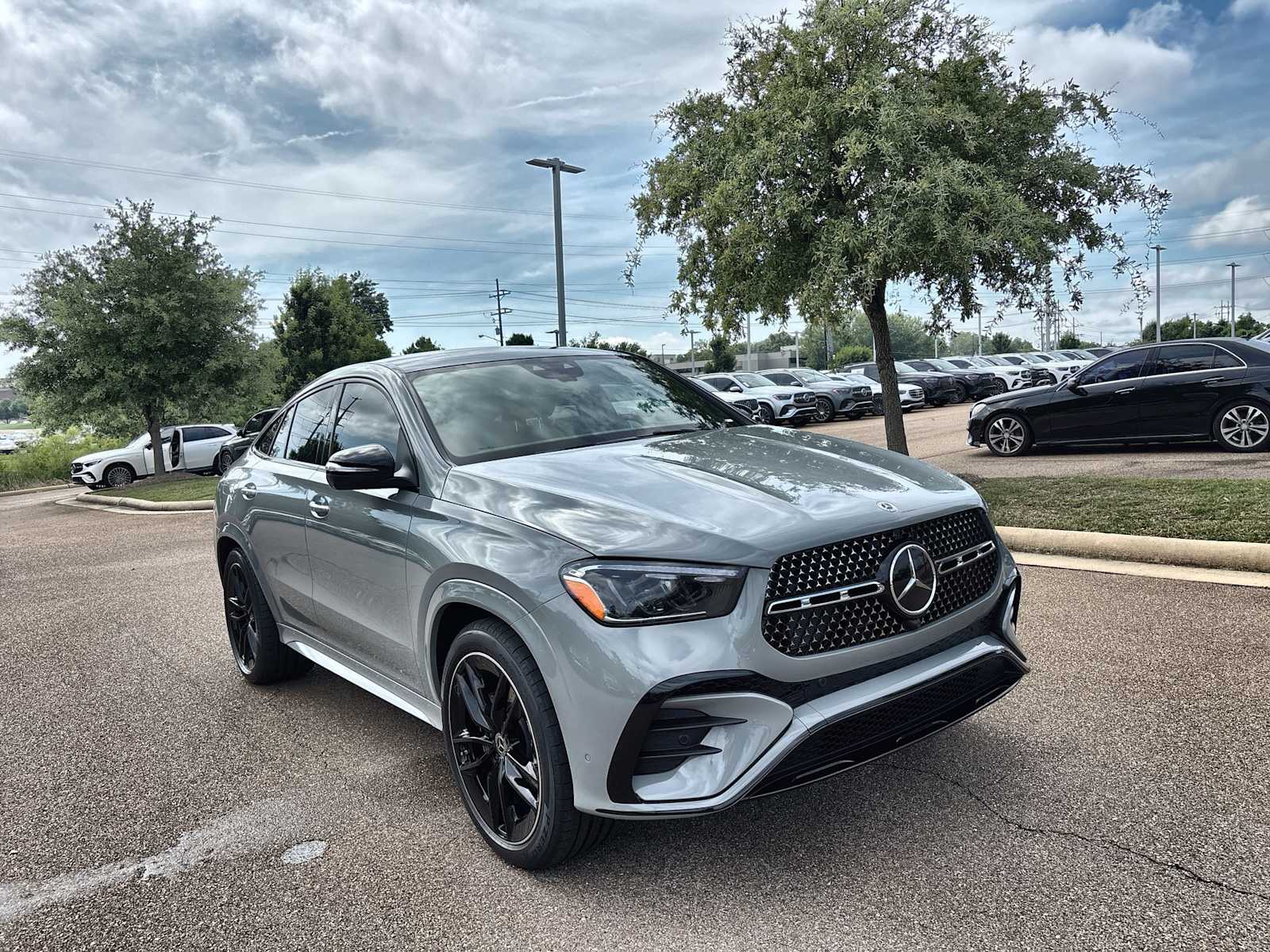 Thumbnail: 2026 Mercedes-Benz GLE - 11