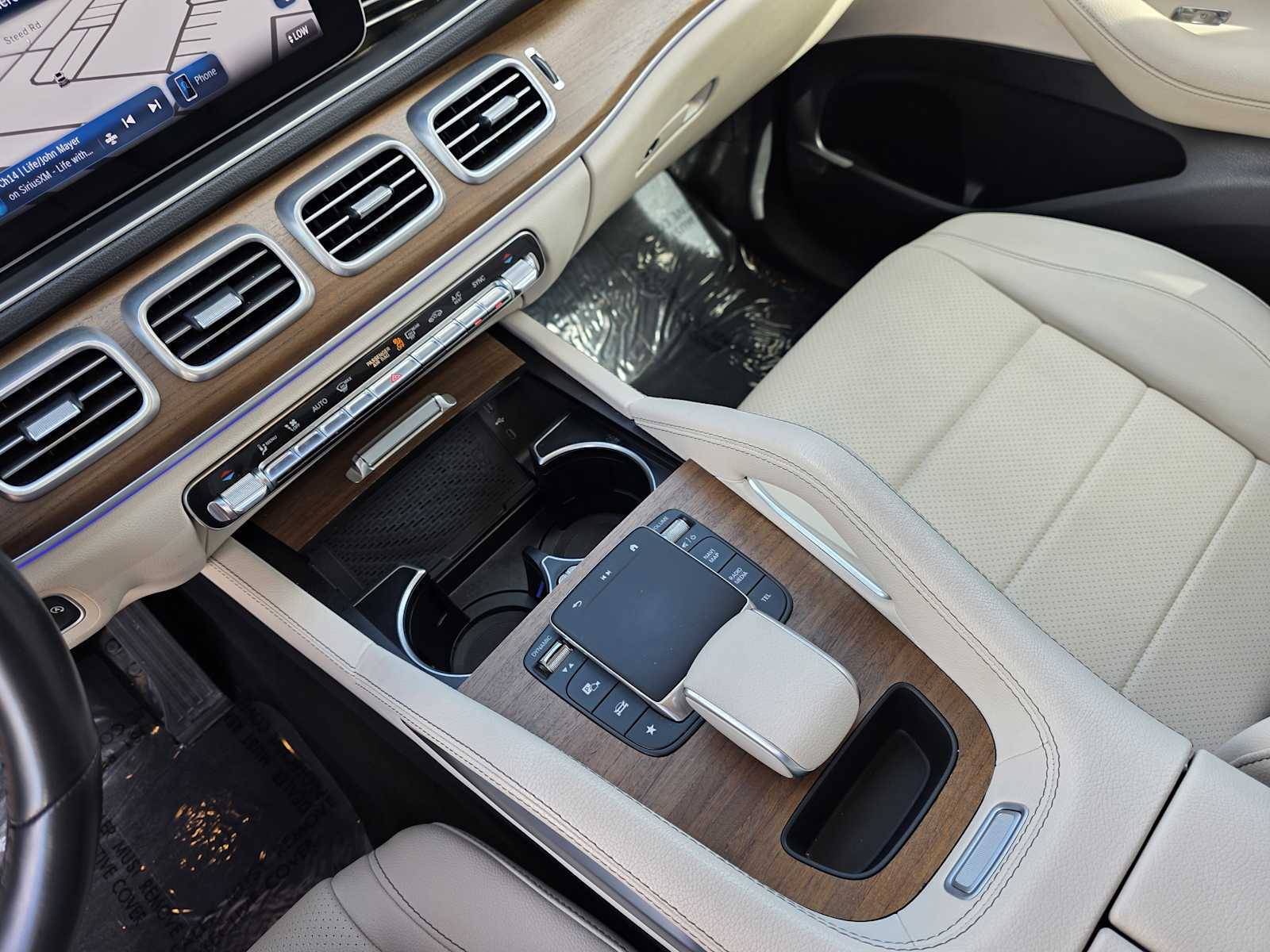 Thumbnail: 2024 Mercedes-Benz GLE - 19