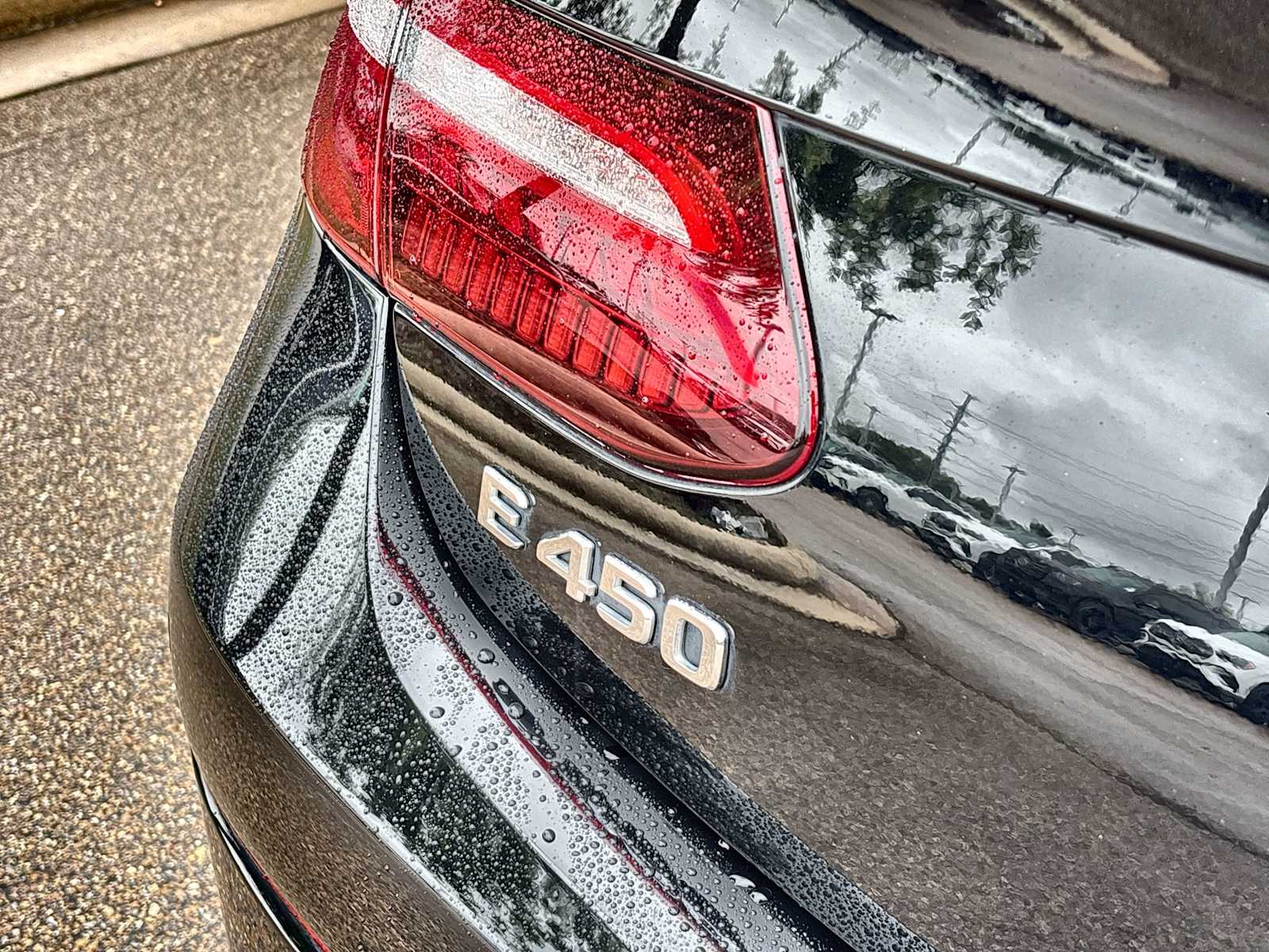 Thumbnail: 2023 Mercedes-Benz E-Class - 15