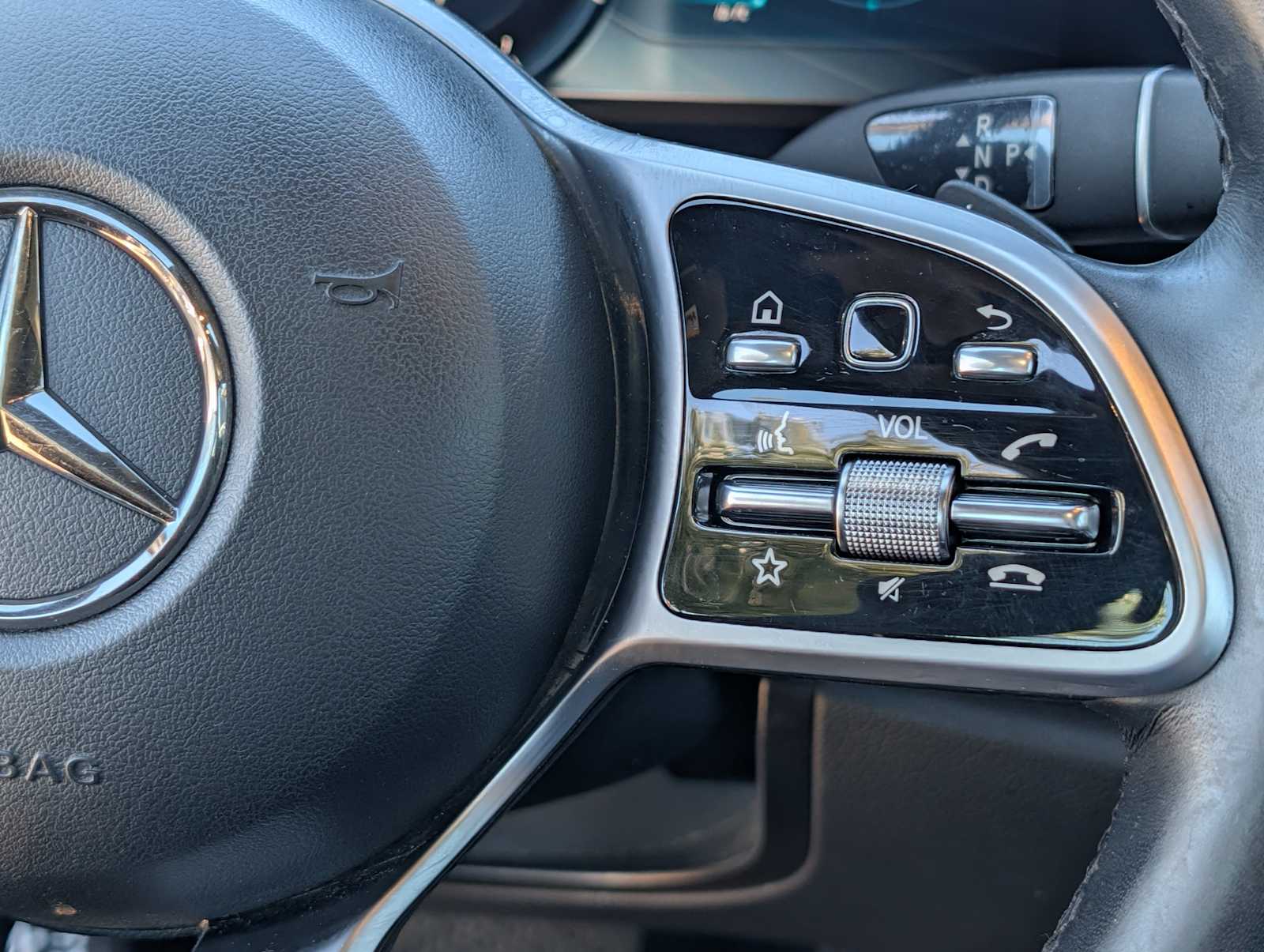 Thumbnail: 2019 Mercedes-Benz E-Class - 17