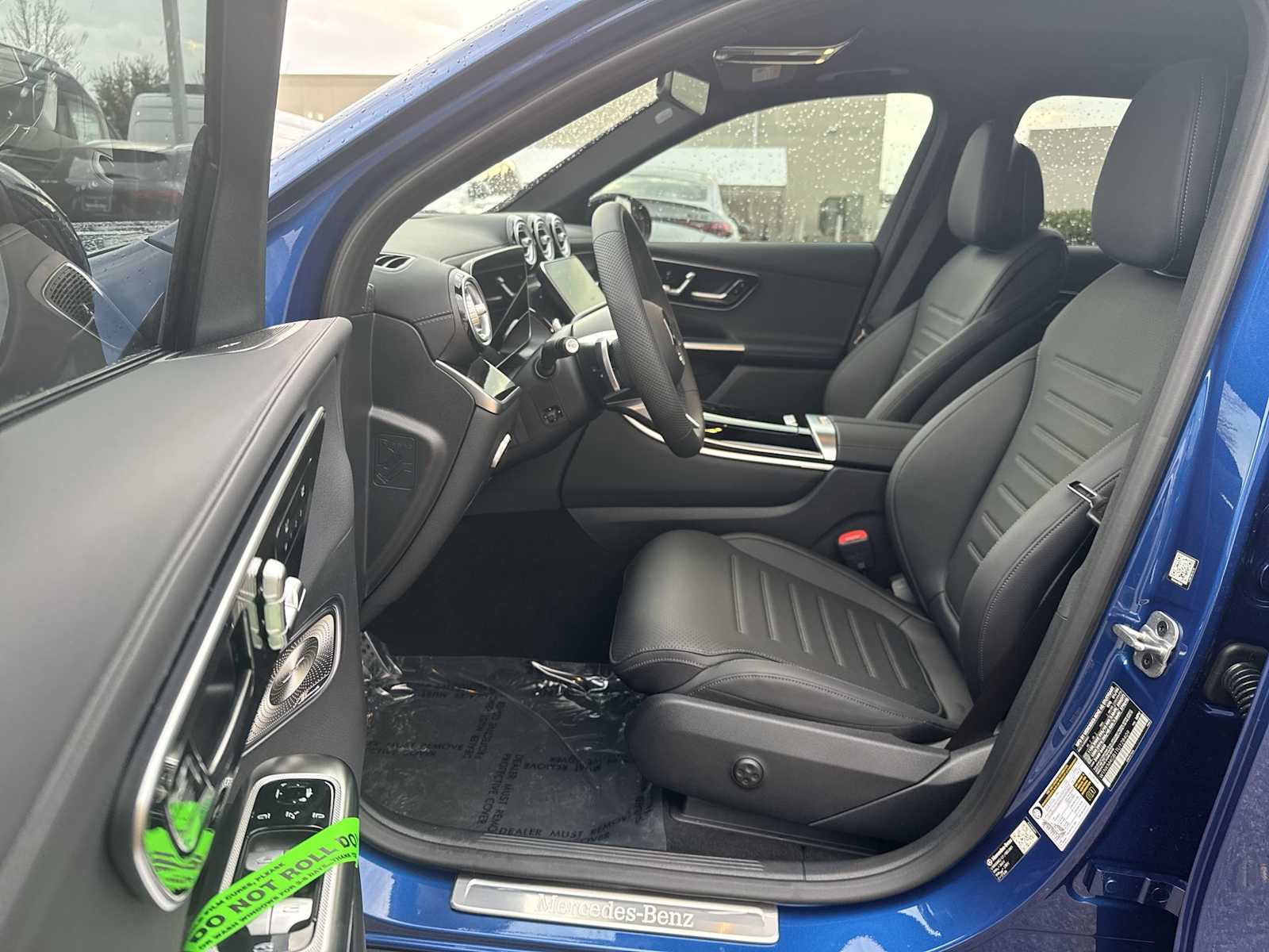 Thumbnail: 2026 Mercedes-Benz GLC - 2