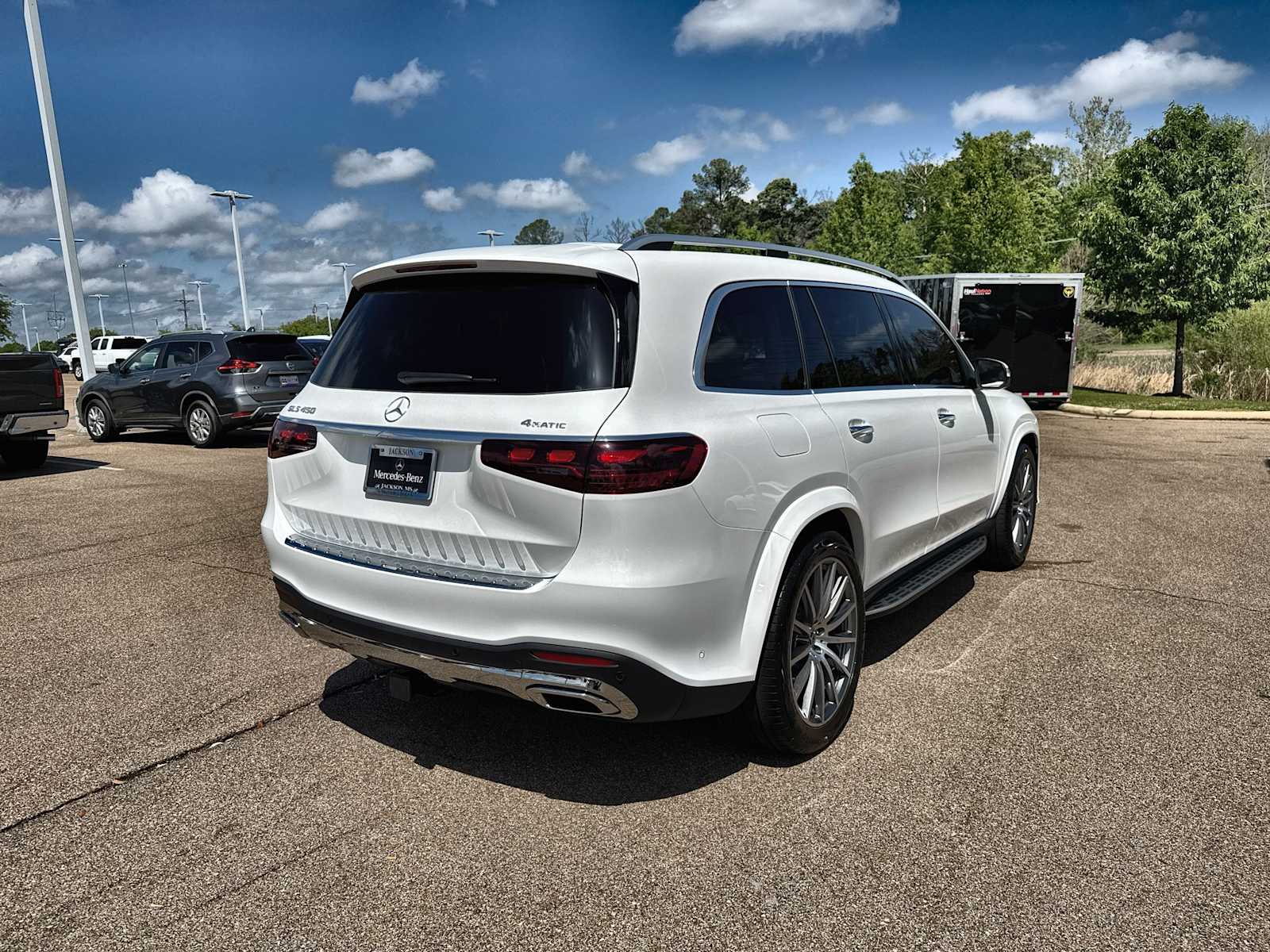 Thumbnail: 2026 Mercedes-Benz GLS - 8