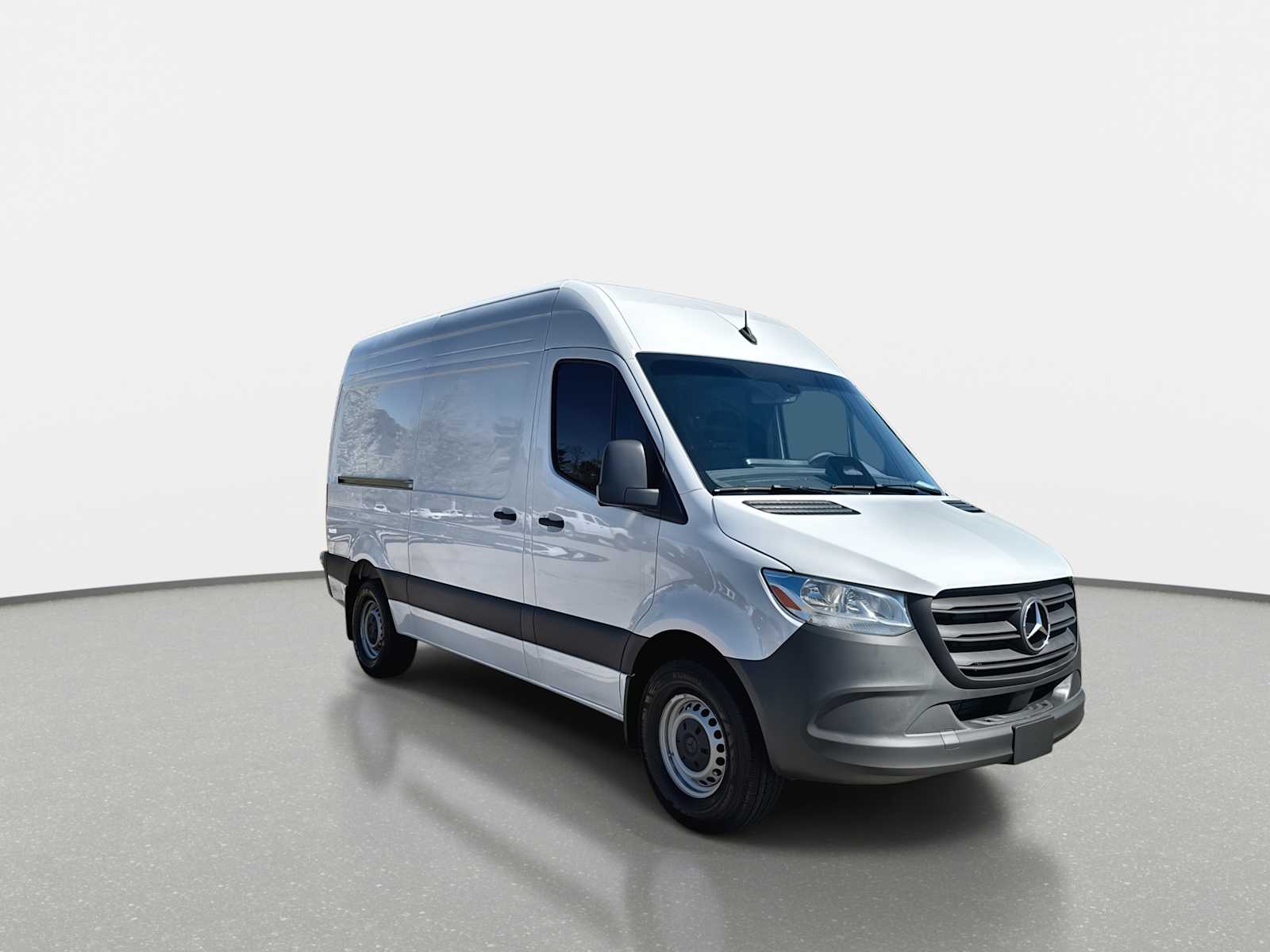 Thumbnail: 2026 Mercedes-Benz Sprinter - 10