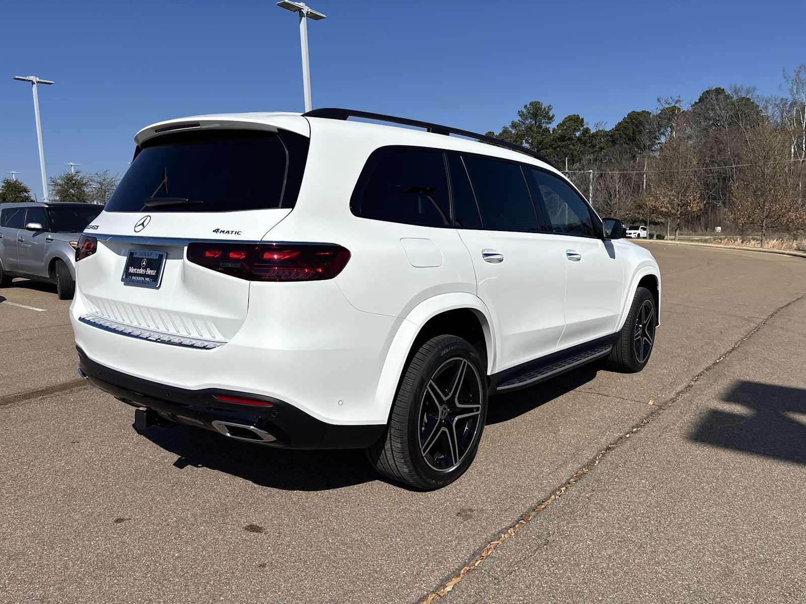 Thumbnail: 2026 Mercedes-Benz GLS - 6