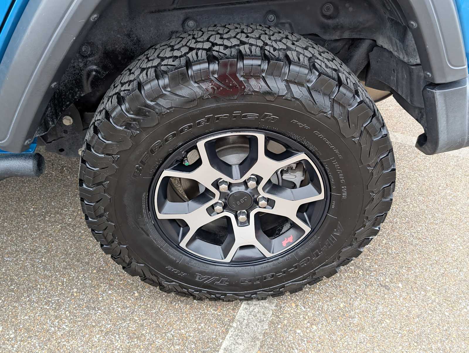 Thumbnail: 2020 Jeep Wrangler - 29