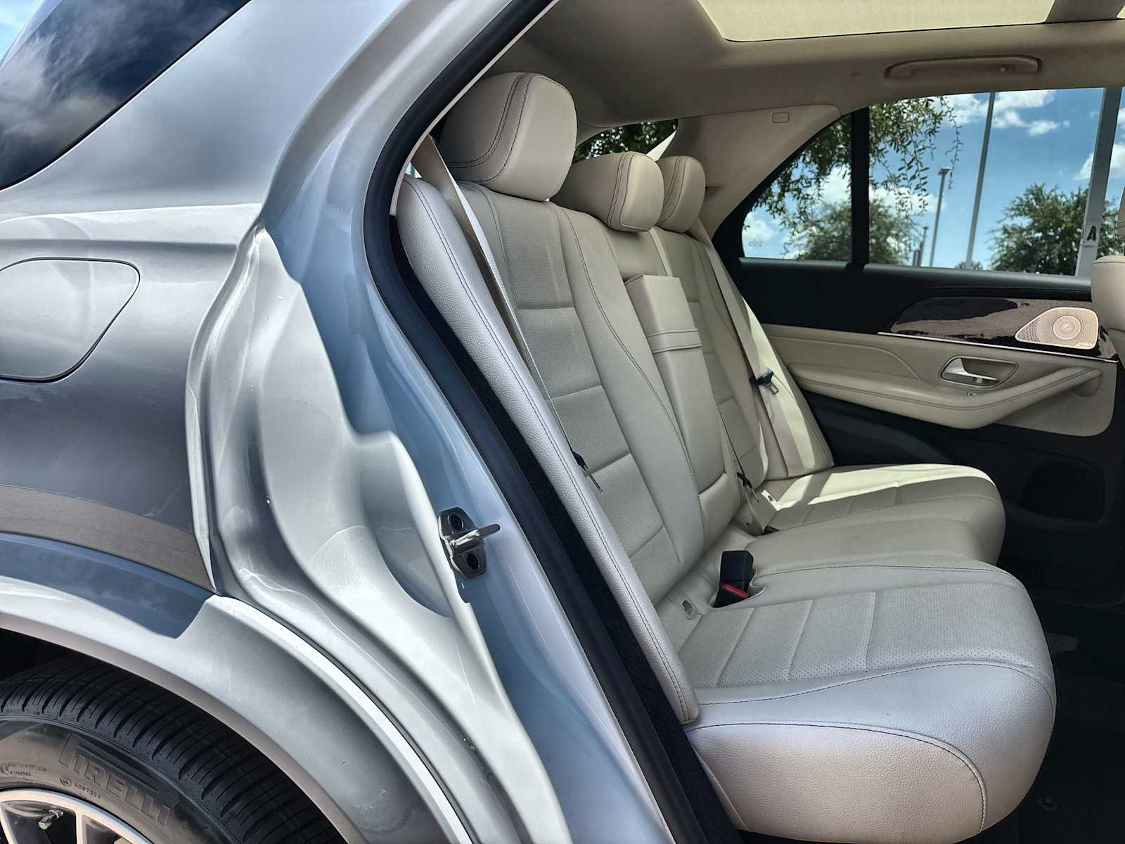 Thumbnail: 2026 Mercedes-Benz GLE - 19