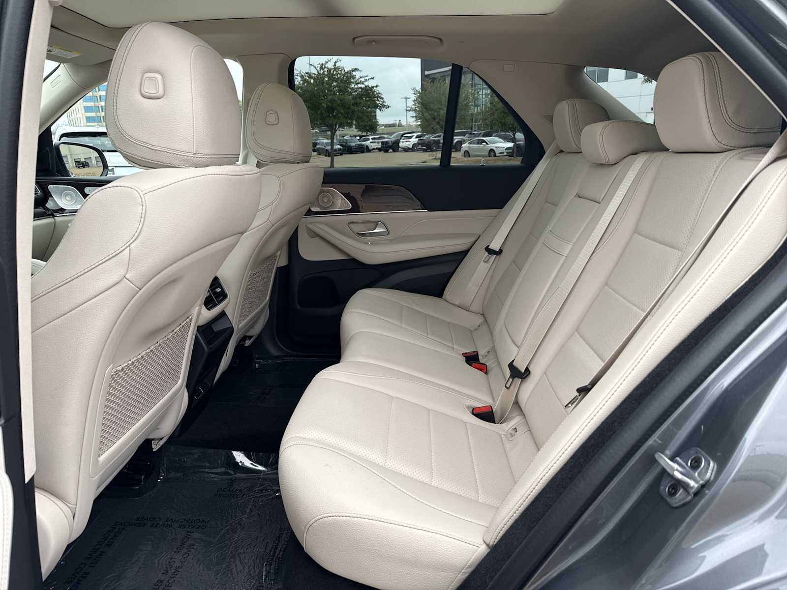 Thumbnail: 2026 Mercedes-Benz GLE - 18