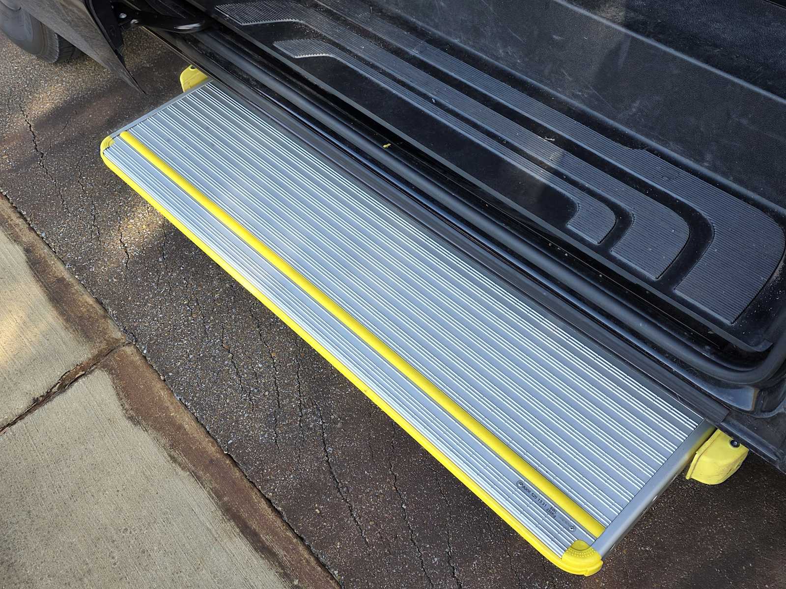 Thumbnail: 2020 Mercedes-Benz Sprinter - 7