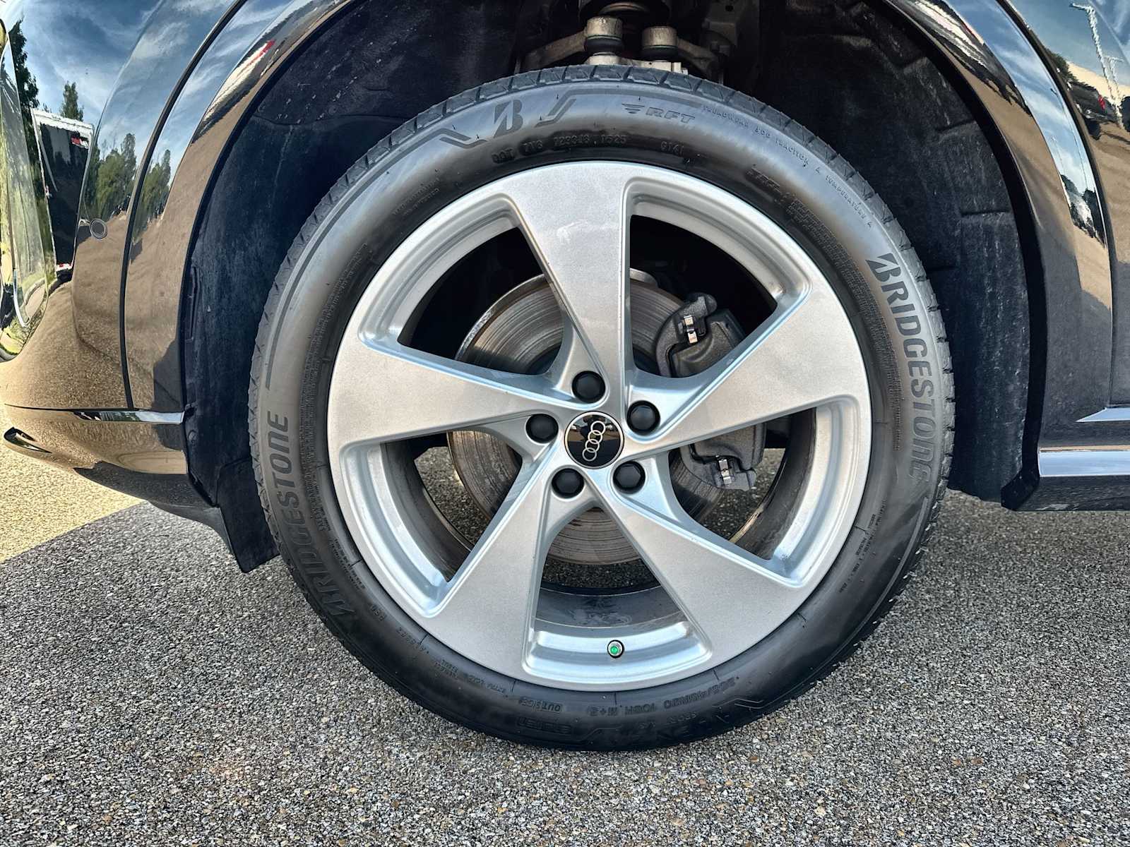 Thumbnail: 2025 Audi Q5 - 14