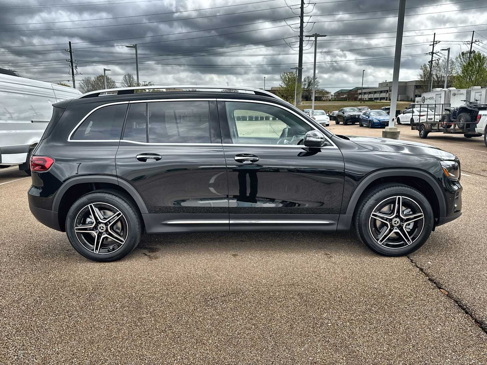 Thumbnail: 2026 Mercedes-Benz GLB - 10