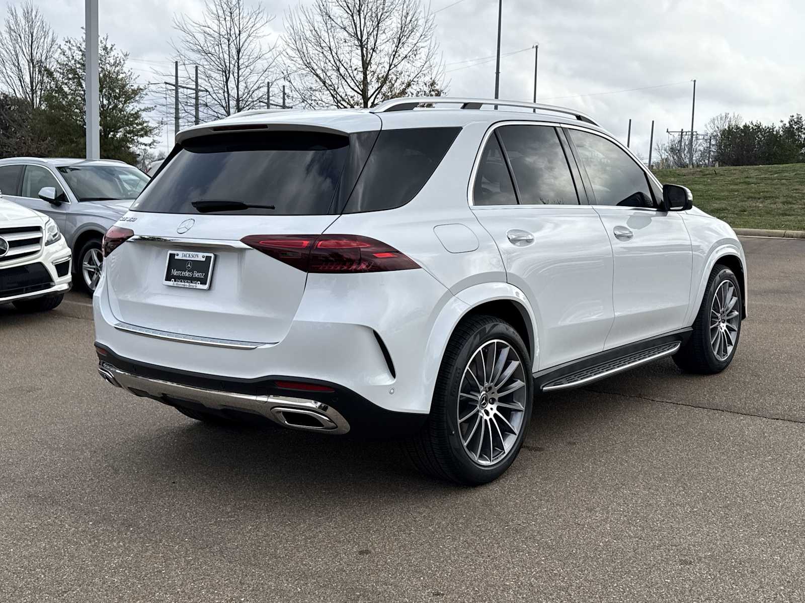 Thumbnail: 2026 Mercedes-Benz GLE - 6