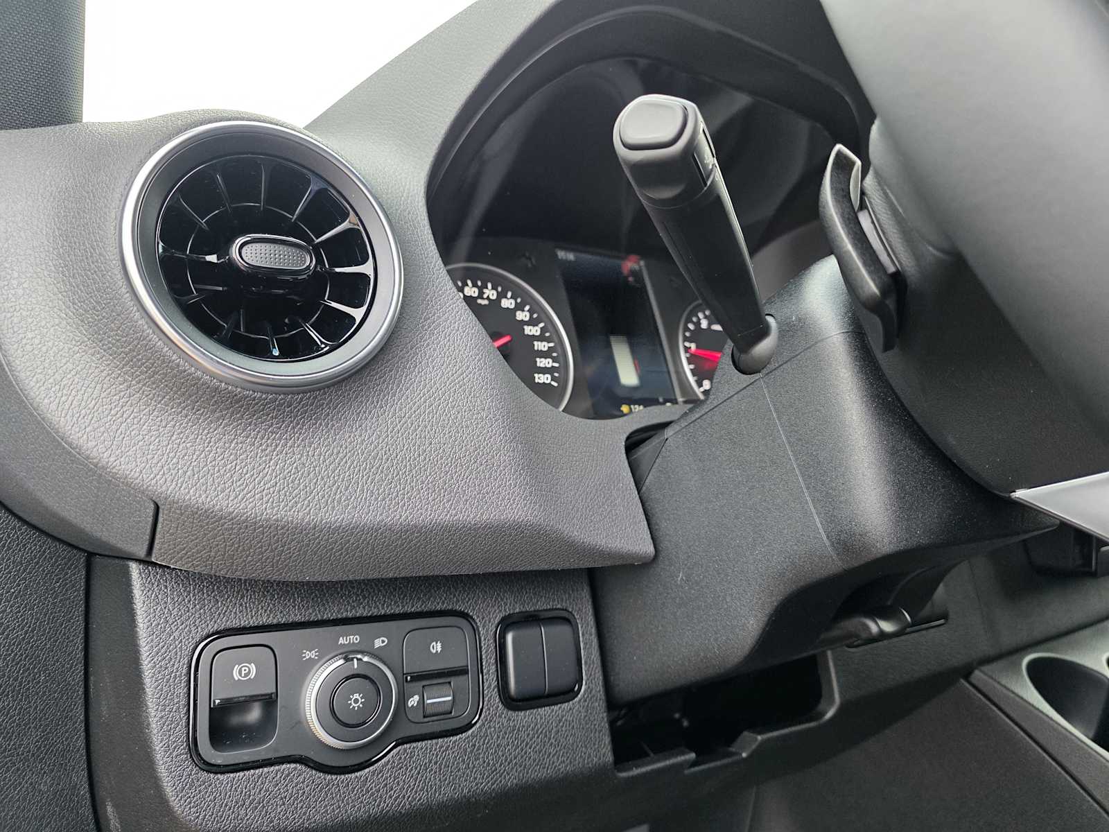 Thumbnail: 2026 Mercedes-Benz Sprinter - 18