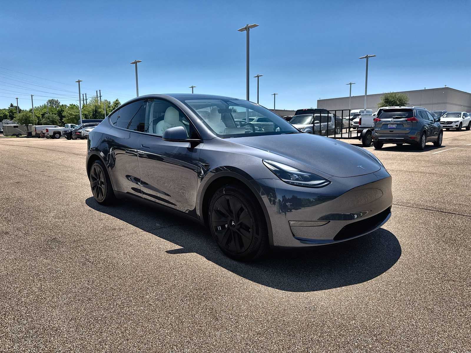 Thumbnail: 2023 Tesla Model Y - 11