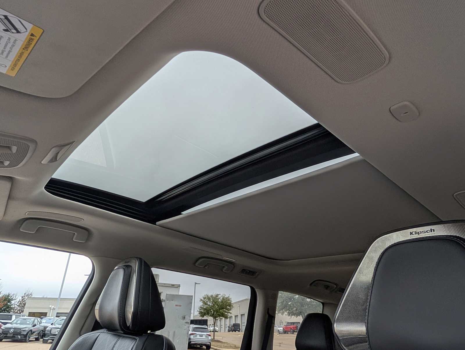 Thumbnail: 2025 INFINITI QX80 - 21