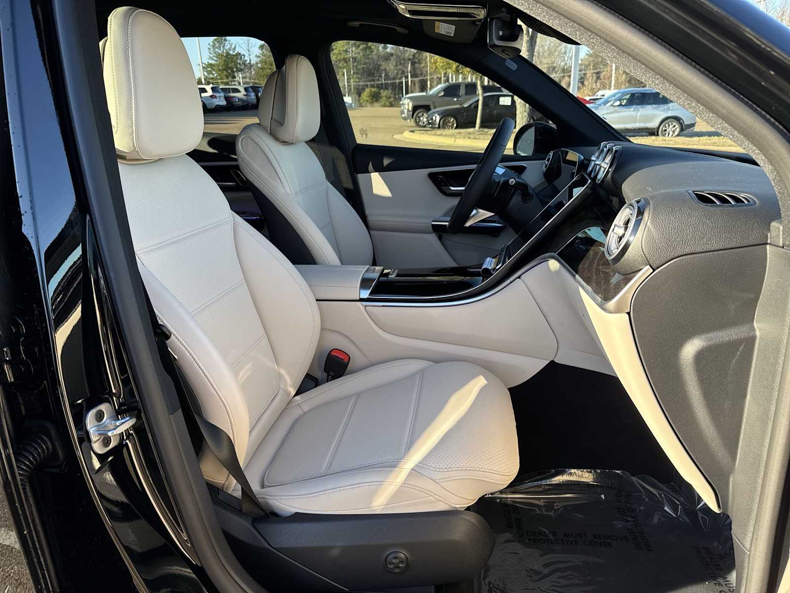 Thumbnail: 2026 Mercedes-Benz GLC - 20