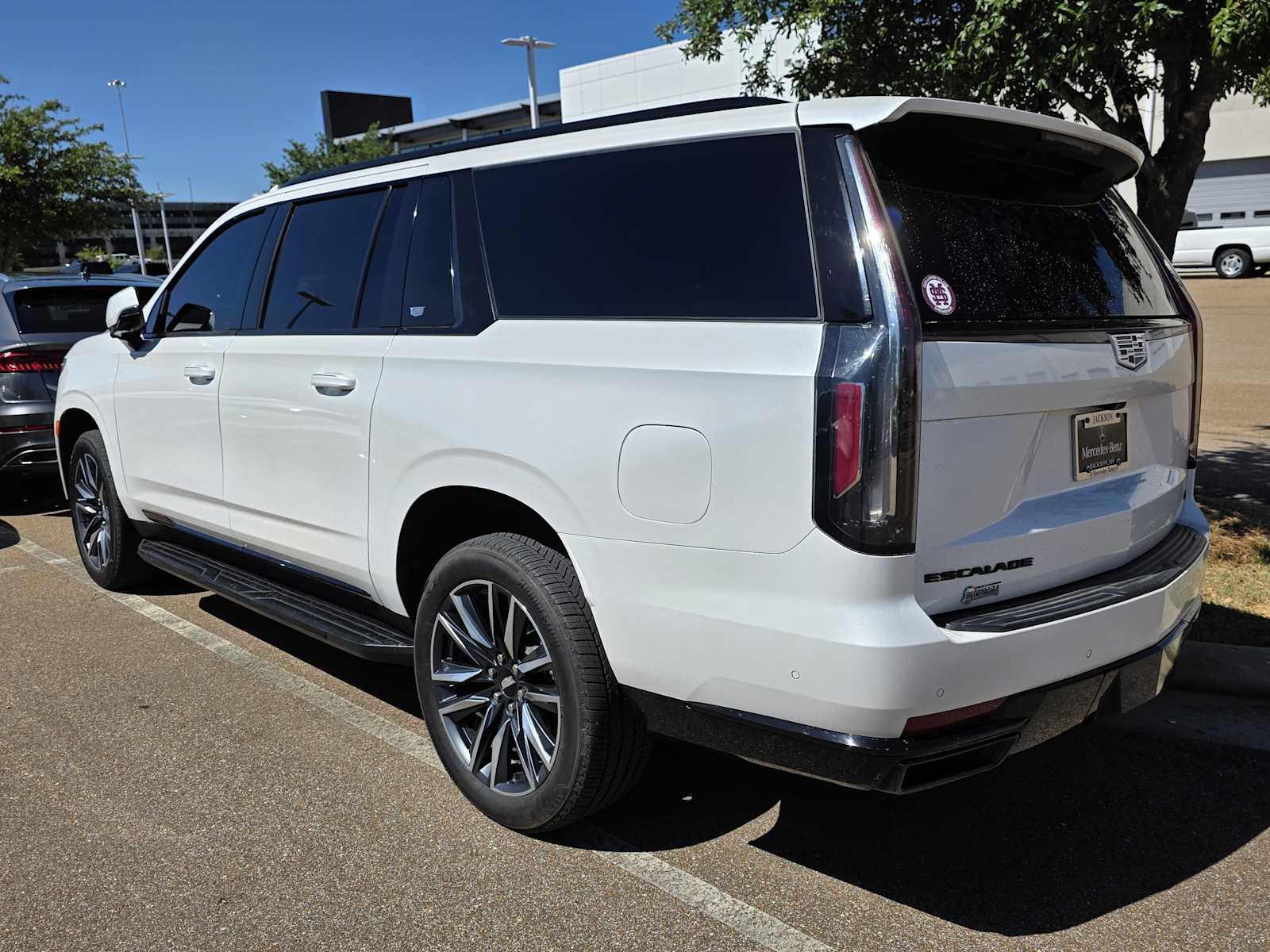 Thumbnail: 2021 Cadillac Escalade - 8