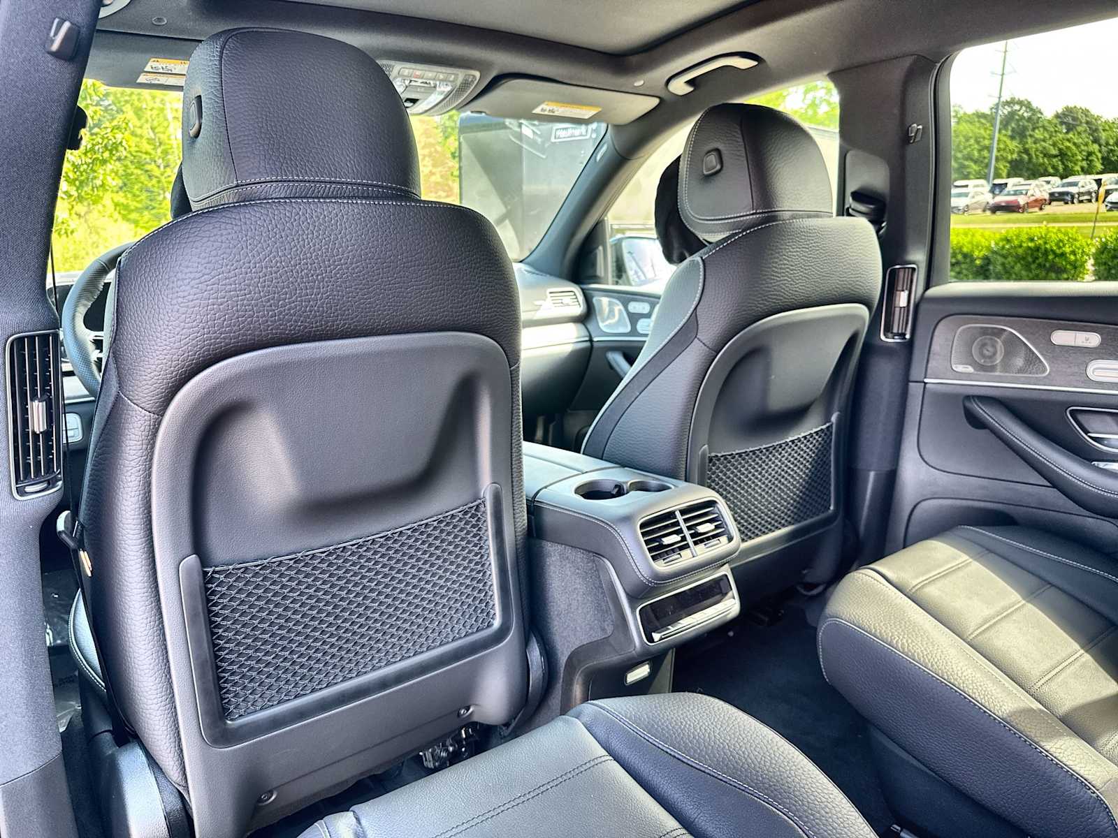 Thumbnail: 2026 Mercedes-Benz GLS - 18