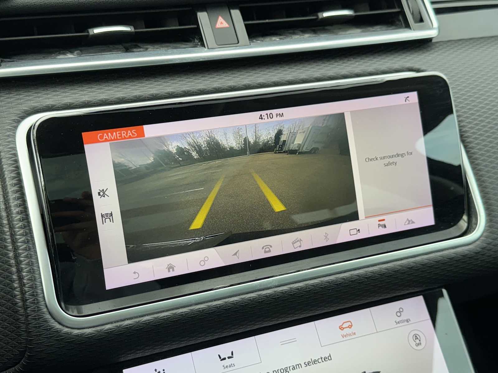 Thumbnail: 2018 Land Rover Range Rover Velar - 23