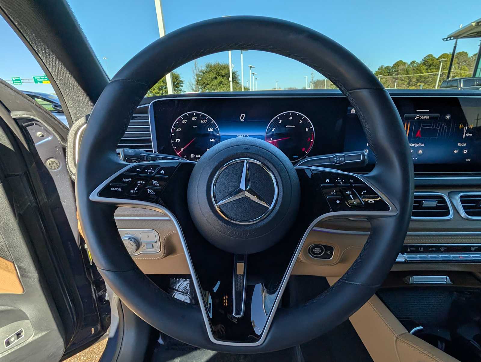 Thumbnail: 2024 Mercedes-Benz GLE - 10