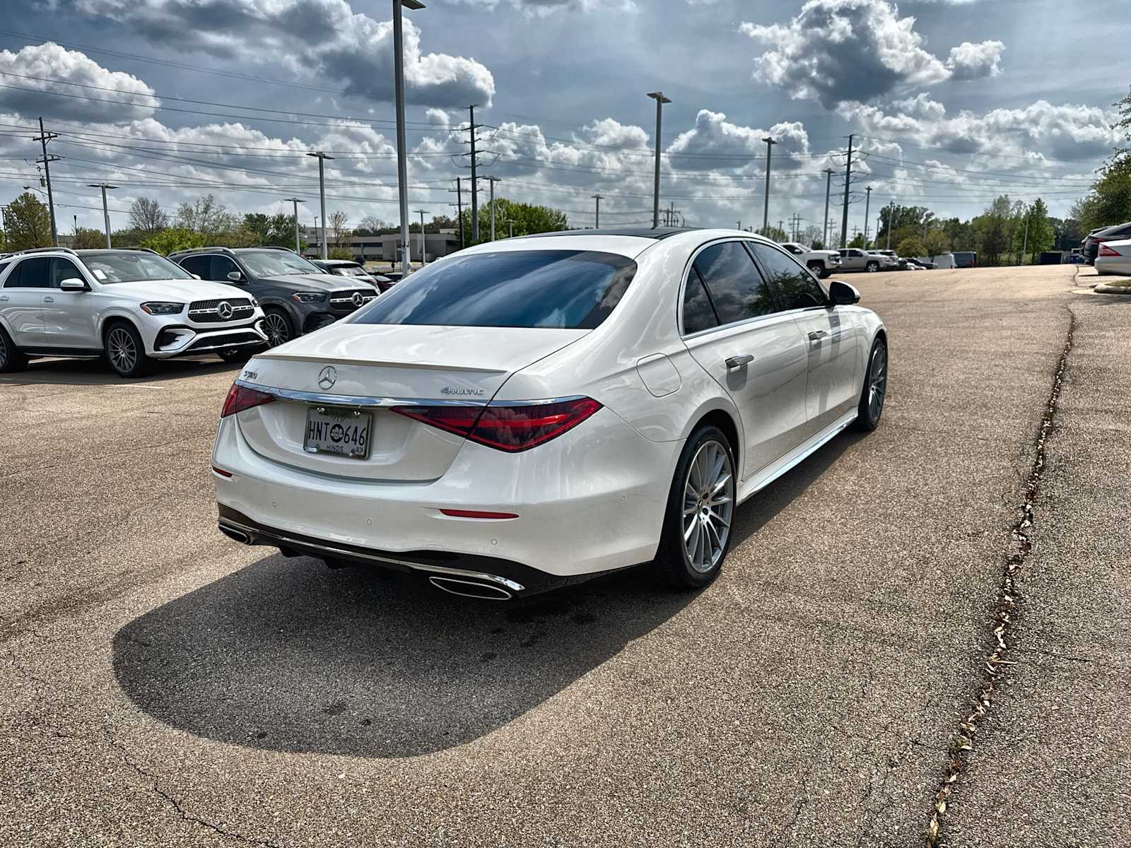 Thumbnail: 2022 Mercedes-Benz S-Class - 8