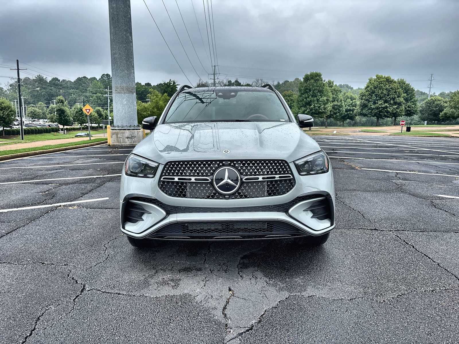 Thumbnail: 2026 Mercedes-Benz GLE - 12
