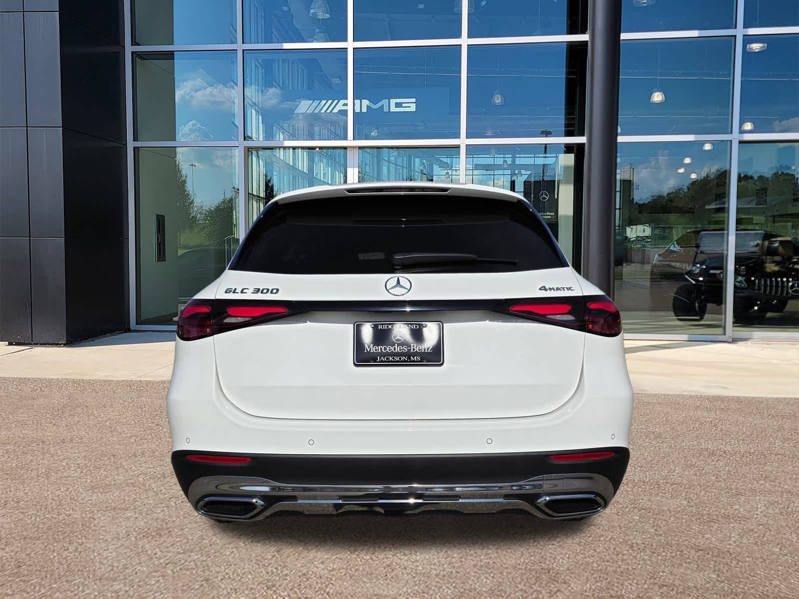 Thumbnail: 2025 Mercedes-Benz GLC - 6