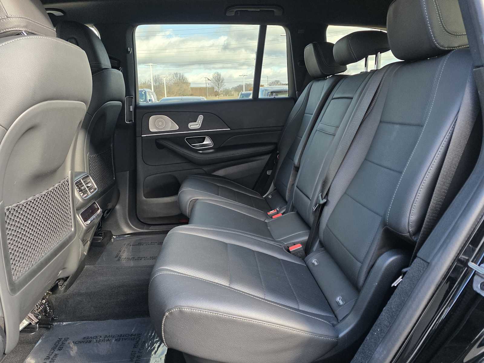 Thumbnail: 2025 Mercedes-Benz GLS - 15