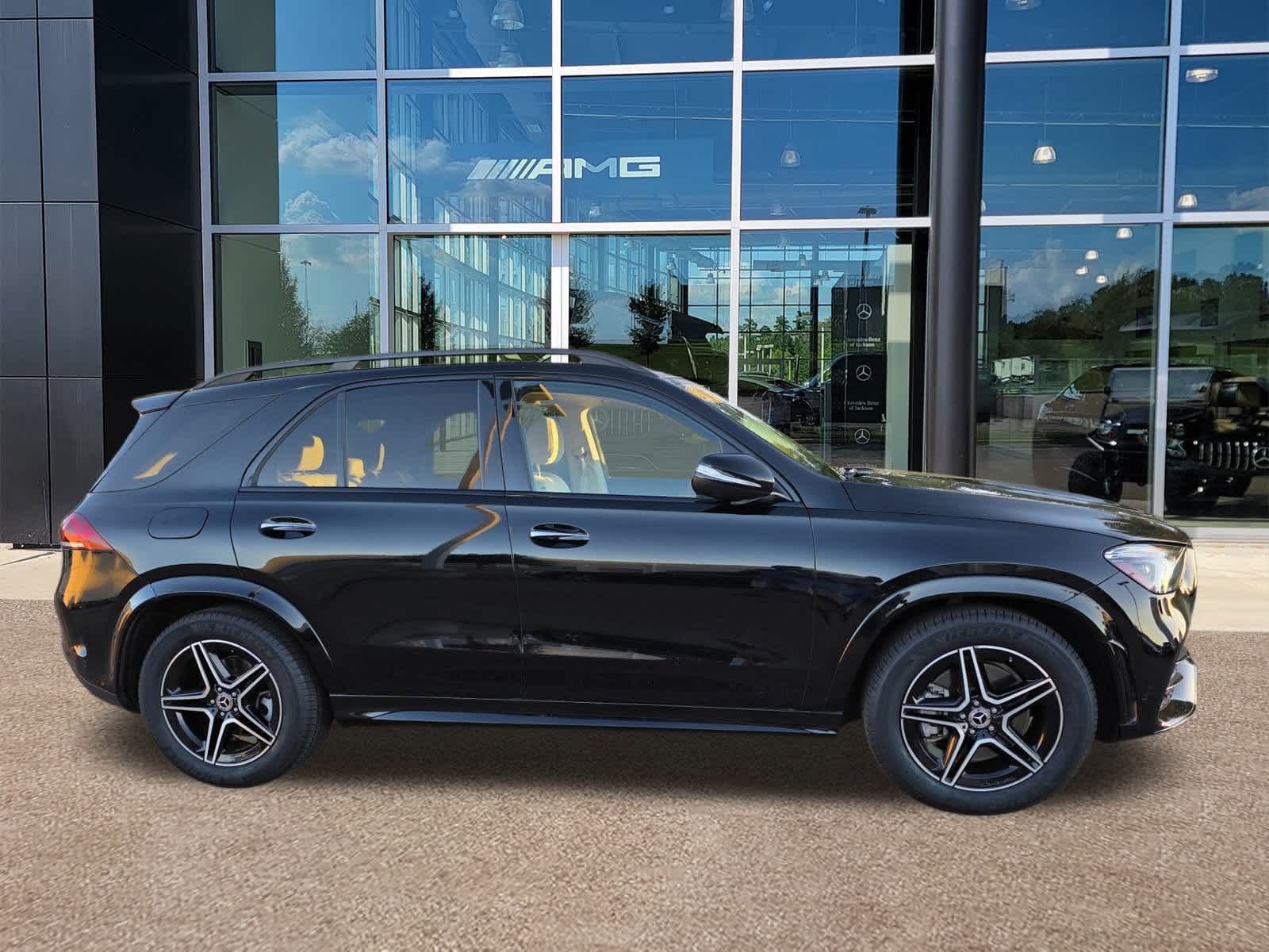 Thumbnail: 2023 Mercedes-Benz GLE - 7