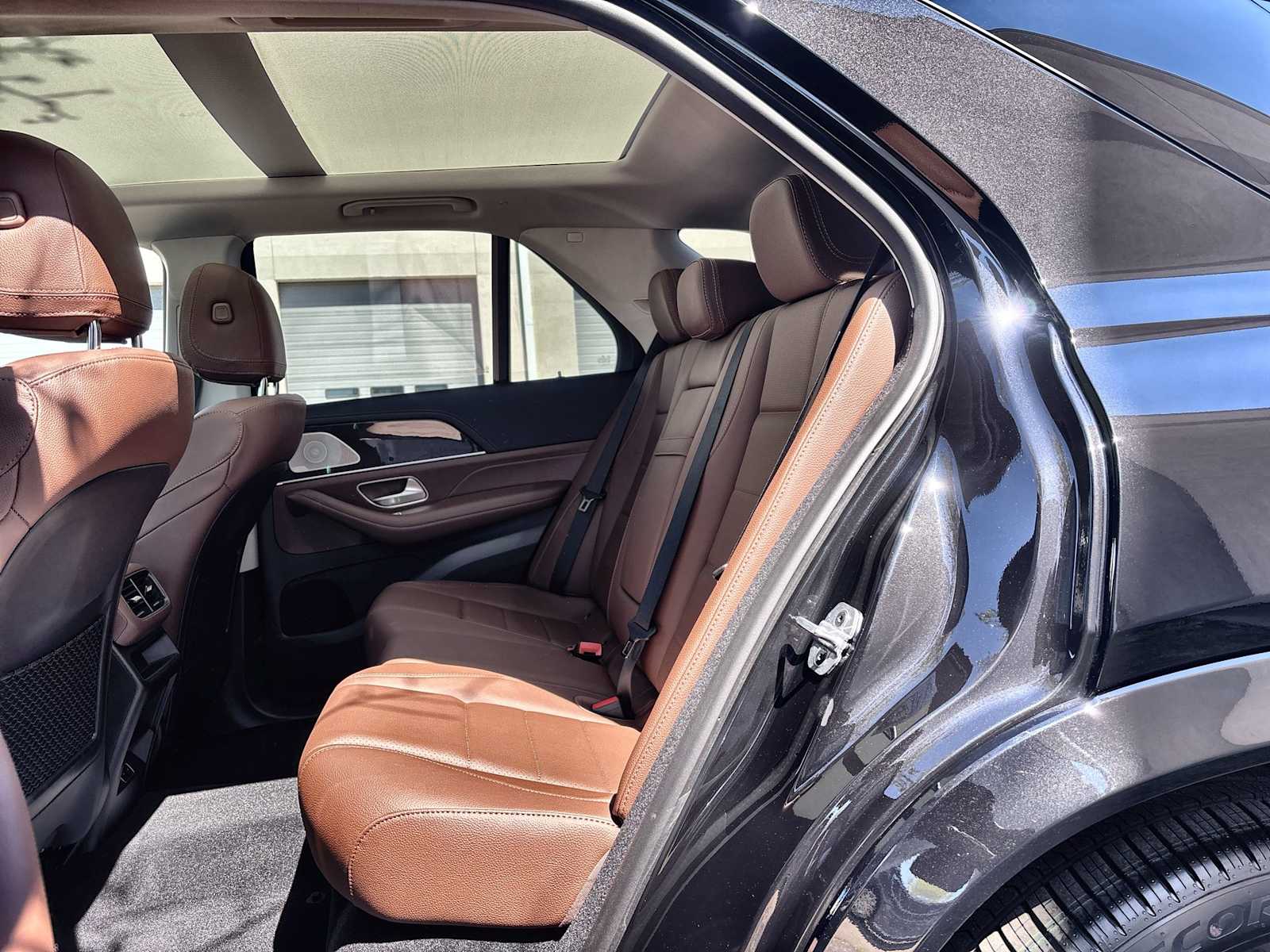 Thumbnail: 2026 Mercedes-Benz GLE - 4