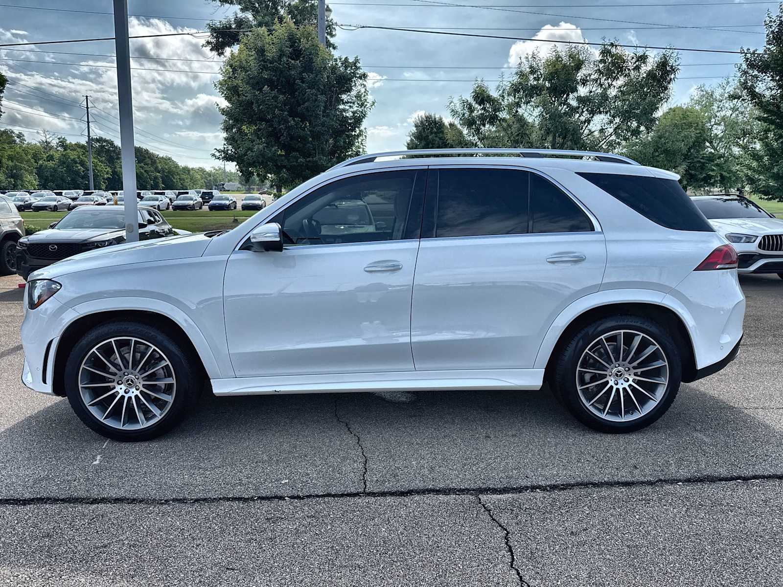 Thumbnail: 2023 Mercedes-Benz GLE - 5