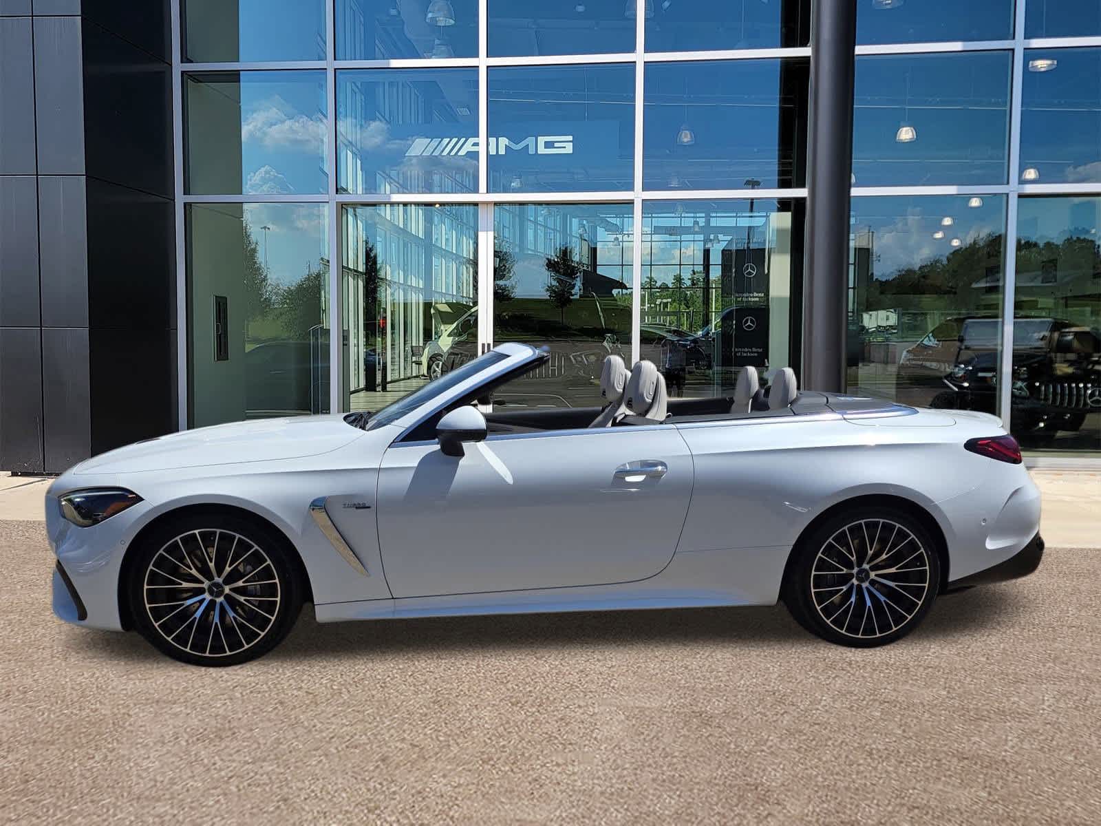 Thumbnail: 2026 Mercedes-Benz CLE - 9