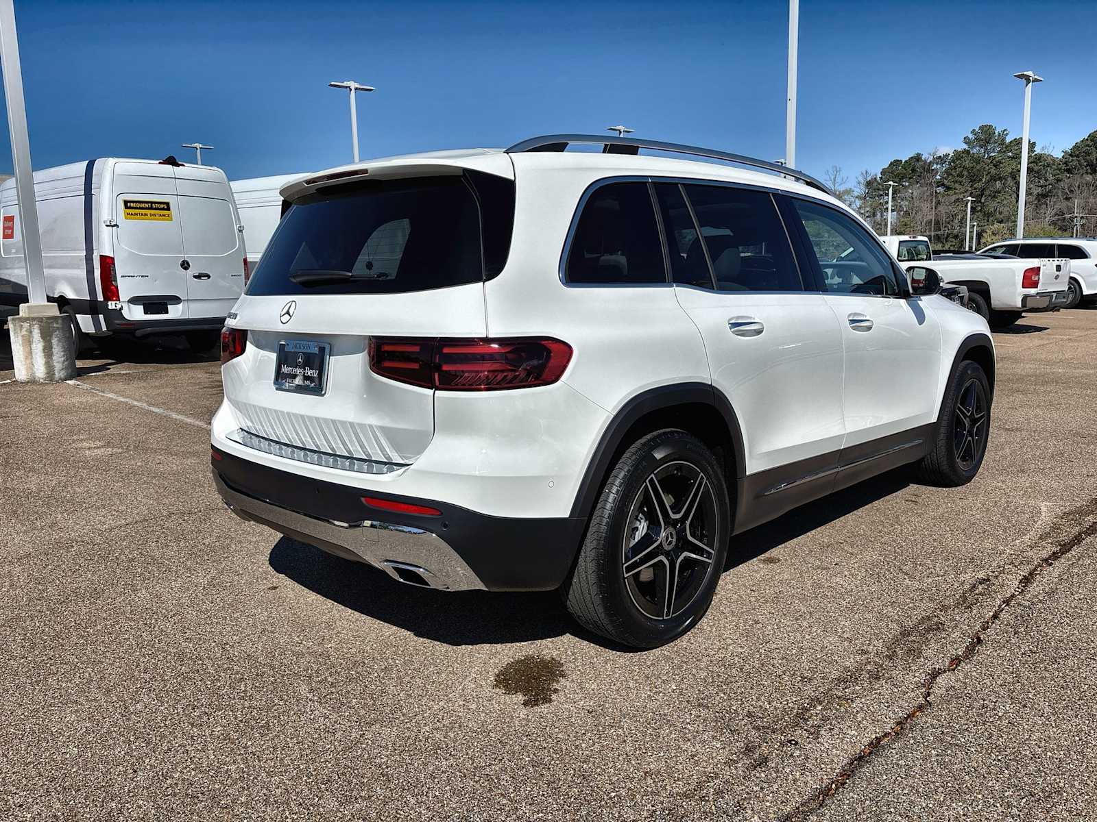 Thumbnail: 2026 Mercedes-Benz GLB - 8