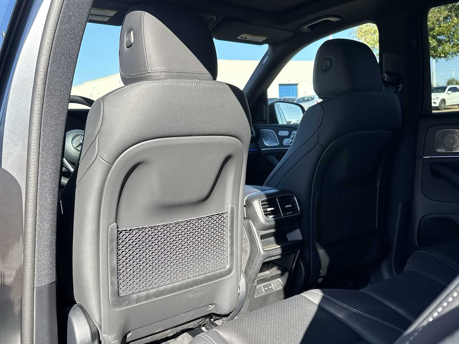 Thumbnail: 2026 Mercedes-Benz GLE - 16