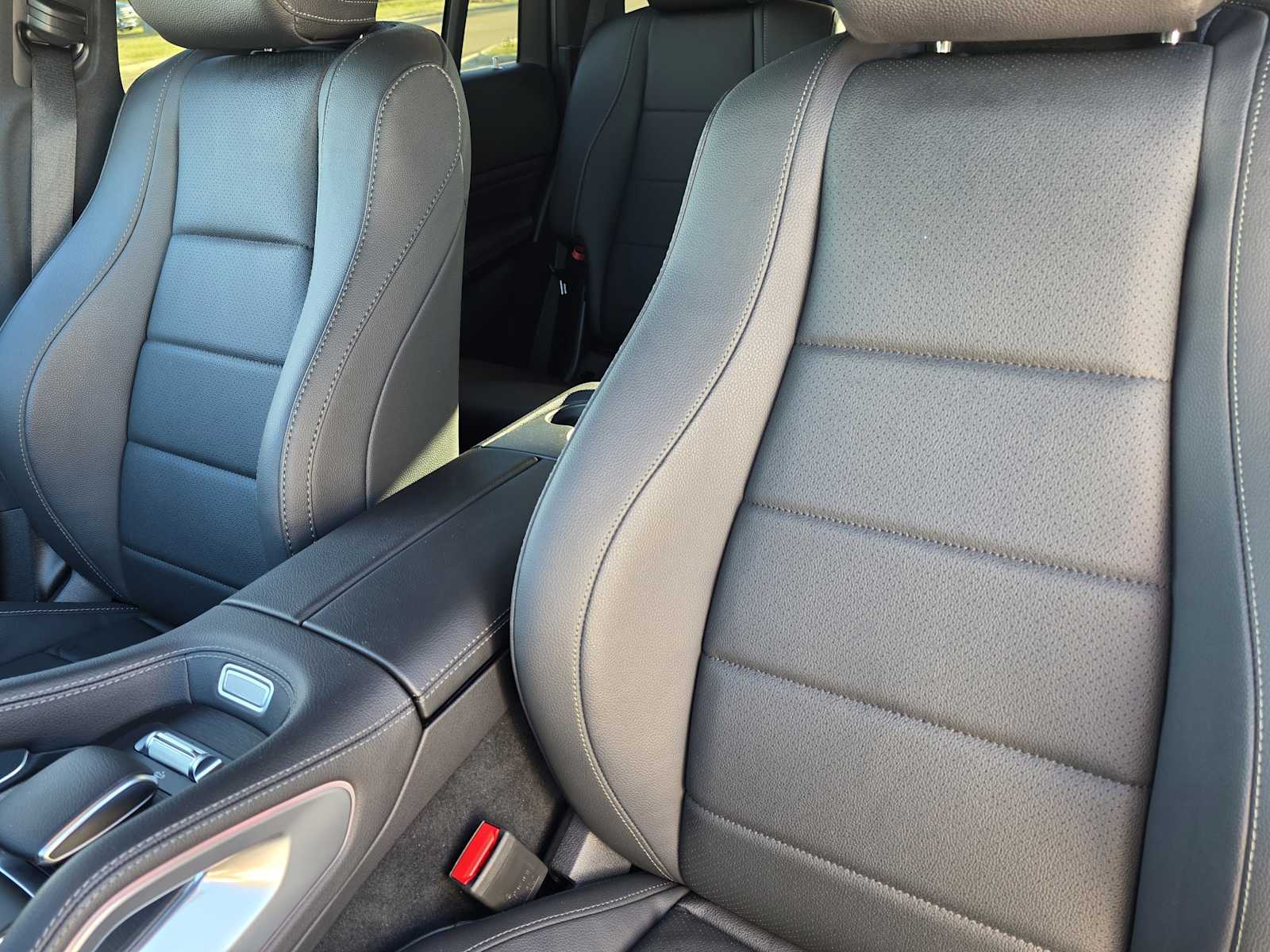 Thumbnail: 2025 Mercedes-Benz GLS - 15