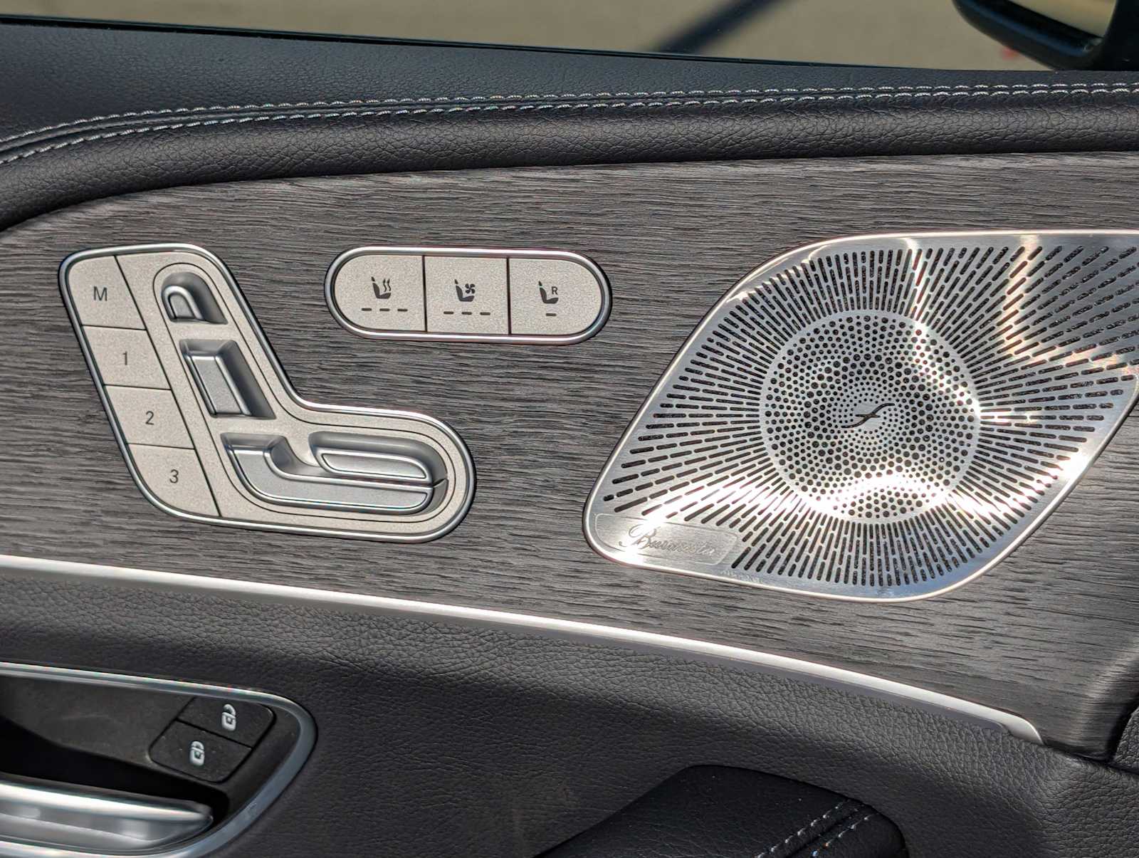 Thumbnail: 2026 Mercedes-Benz GLE - 17