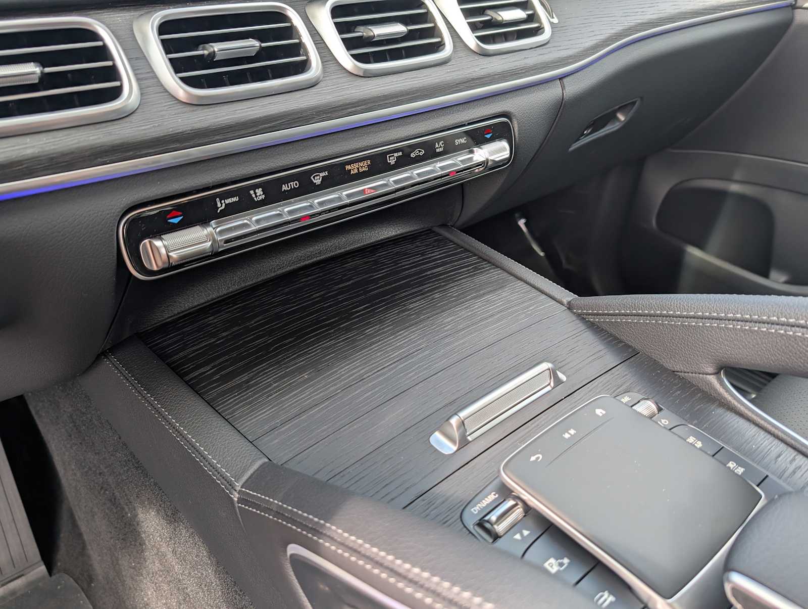 Thumbnail: 2026 Mercedes-Benz GLS - 15