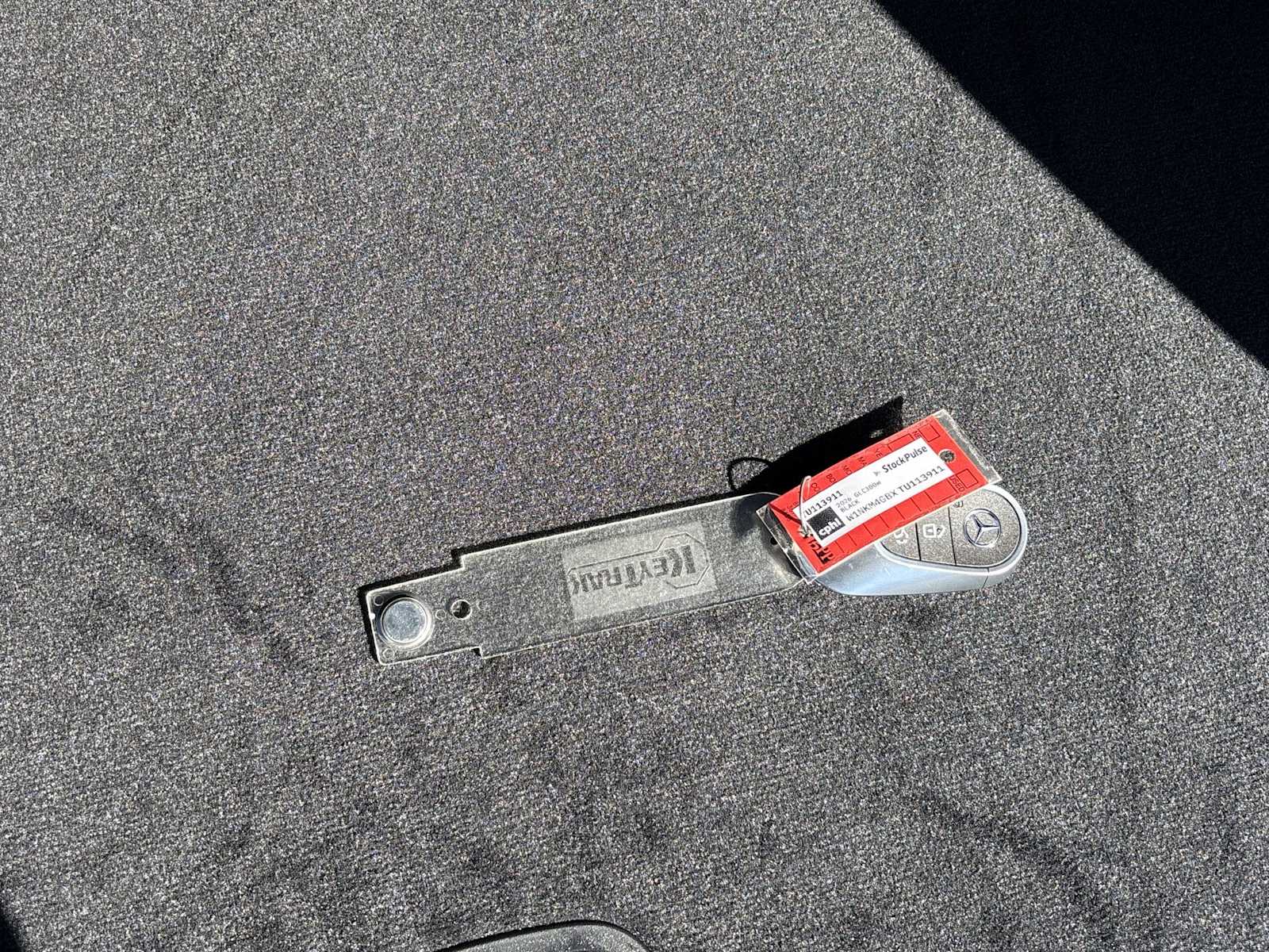 Thumbnail: 2026 Mercedes-Benz GLC - 27